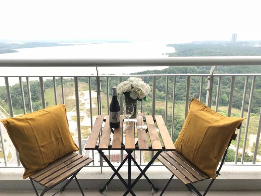 Teega Luxury Suites Puteri Harbour Johor Bahru